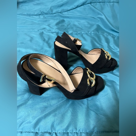 H&M High Heels - Picture 2 of 3